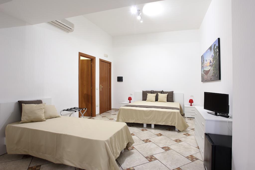 Napoli Sea Bed & Breakfast Room photo